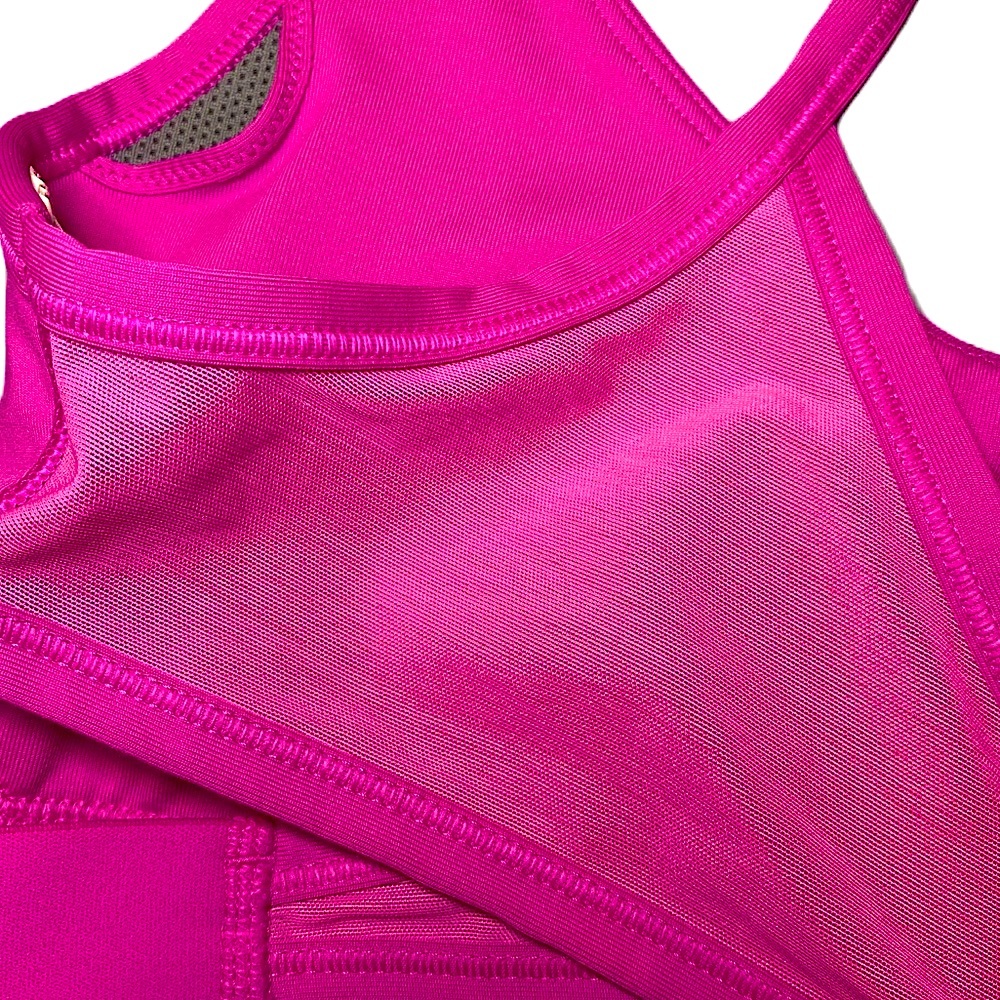 Nike criss-cross mesh back bra: fuchsia pink - Picture 3 of 4